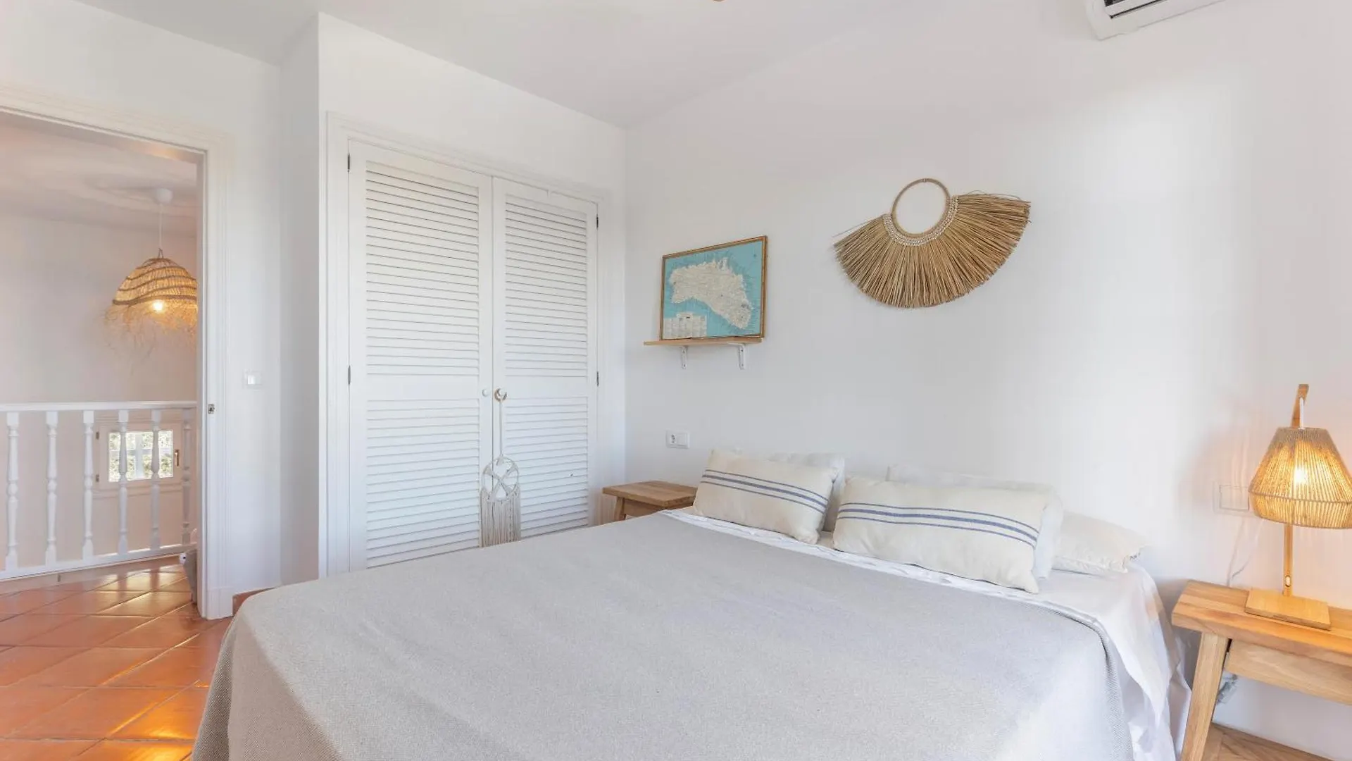 Preciosa Villa En El Campo Sant Lluís Spagna