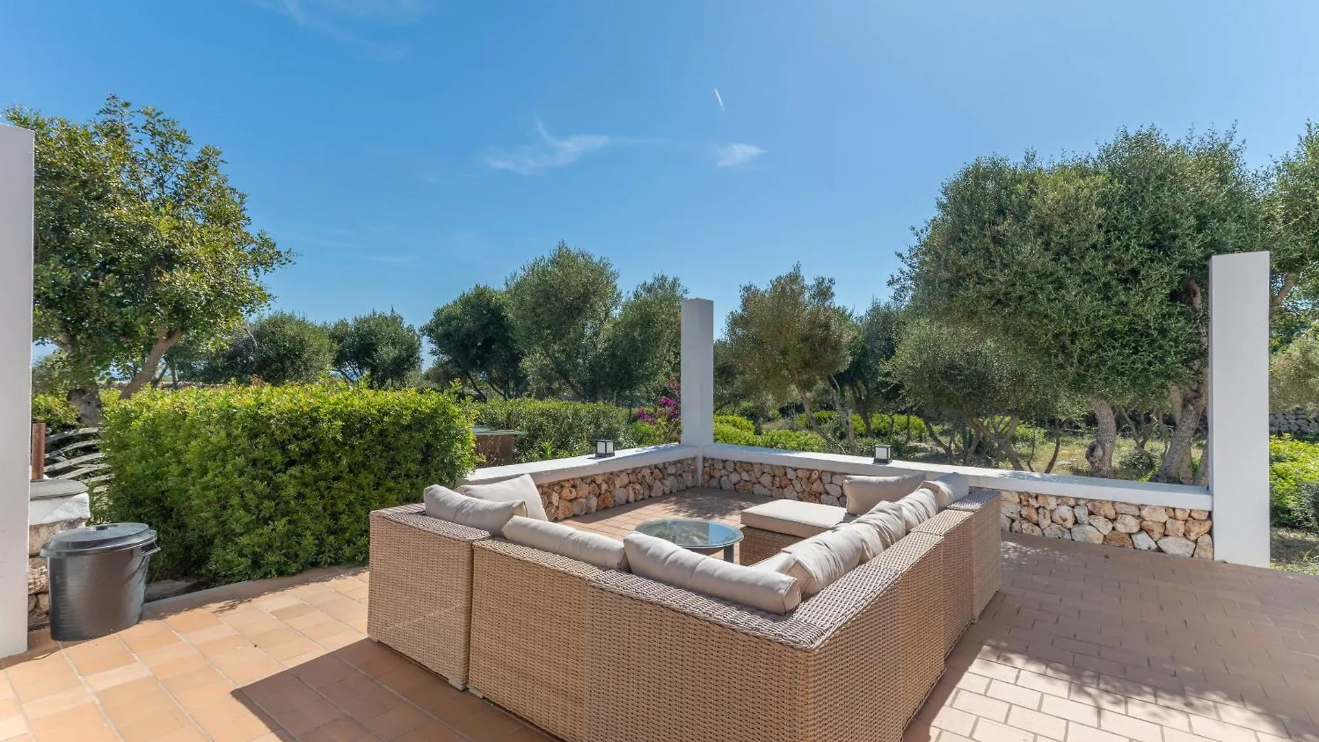 Apartment Preciosa Villa En El Campo Sant Lluis Spain
